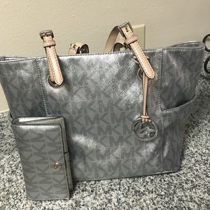 Silver Michael Kors Purse and matching wallet