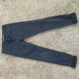 Aeropostale black skinny jeans