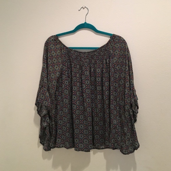 Off the shoulder blouse - Picture 1 of 4