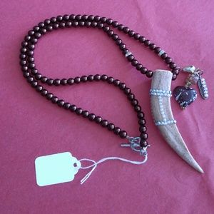 Antler & charms Brown pearl necklace