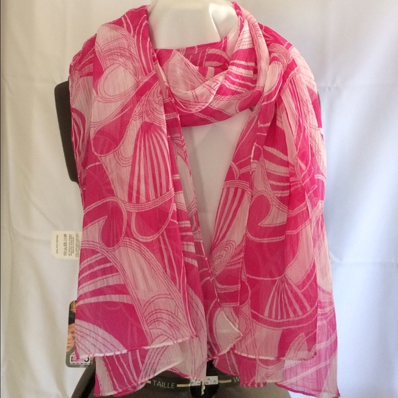 Vintage Beautiful Lightweight "Crinkle" Scarf from Germany - Picture 2 of 4