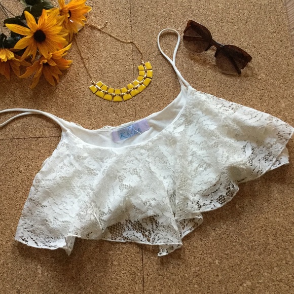 Khloe California Tops - Summer Crop White Spaghetti Strap Top Large