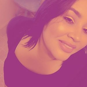 Meet your Posher, Yuridia