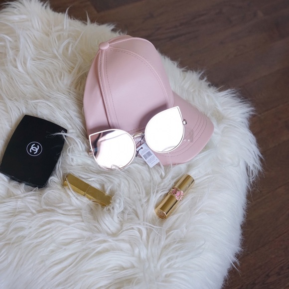 Rose Gold Mirrored Sunglasses gold frame - Picture 2 of 4