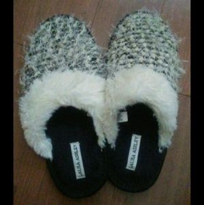 Comfortable slippers