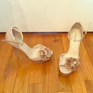 Open toe platform heels