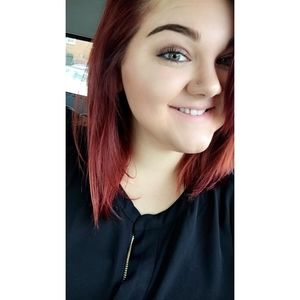 Meet your Posher, Nicole