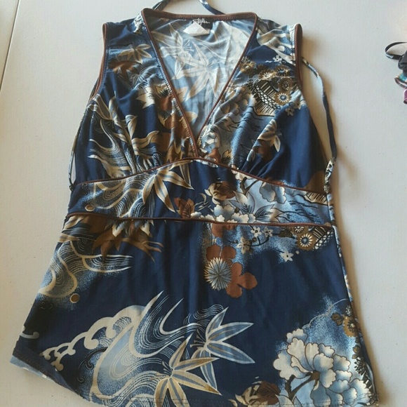 Floral tank top