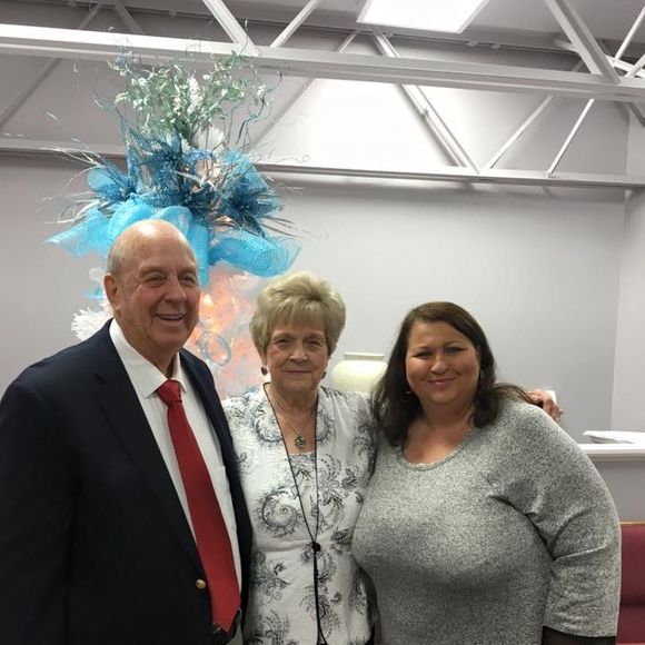 Meet your Posher, Daphanie - Picture 1 of 1