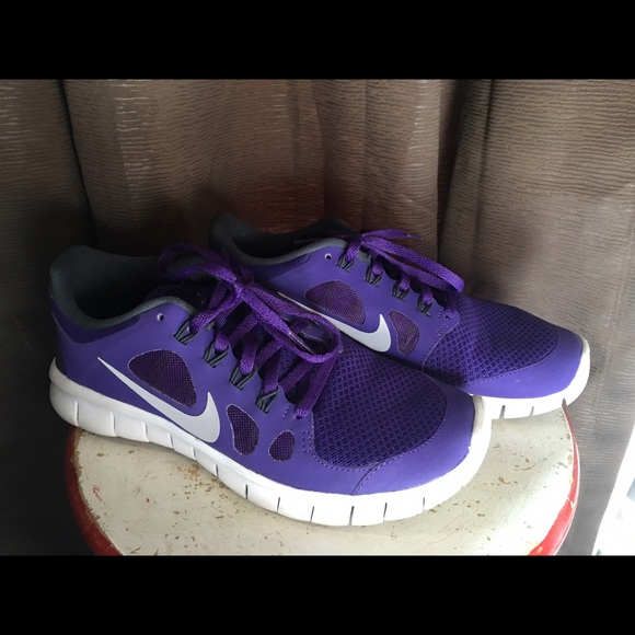 Purple Nike Free 5.0