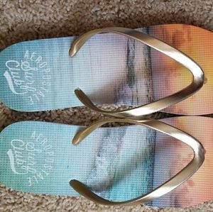Aeropostale flip flops