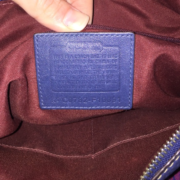 Navy Coach leather hobo - Picture 2 of 4