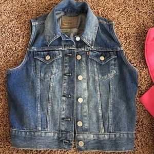 Denim Levi's Vest