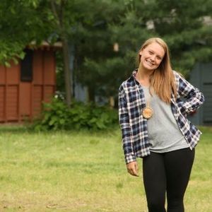 Meet your Posher, Nicole