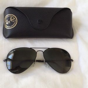 Ray Ban Large Aviators All Black