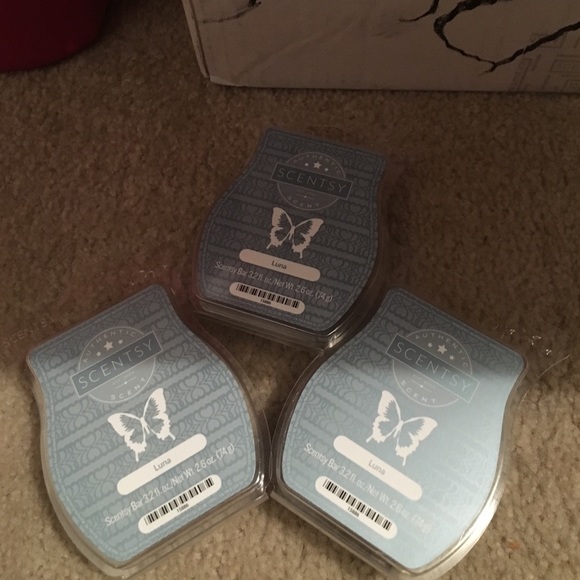 3 Luna bars