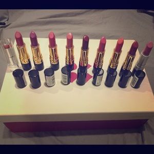 Lot of Revlon lipsticks (Super Lustrous line)