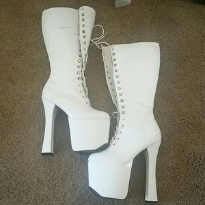 White go go boot