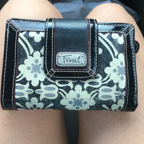 Fossil leather wallet.