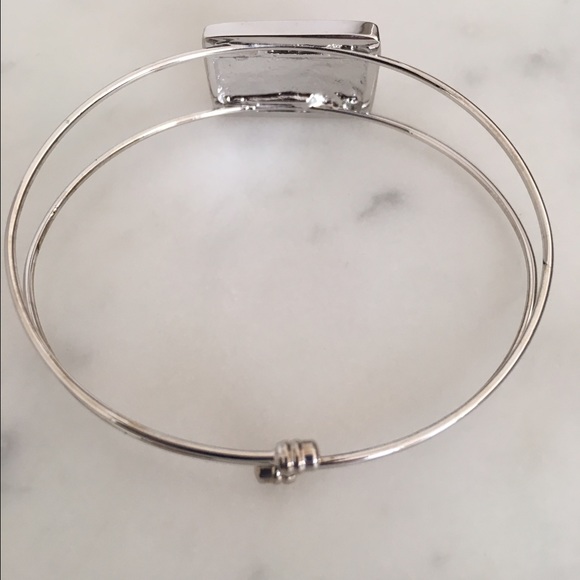 Color-blocked Bracelet - Picture 4 of 4