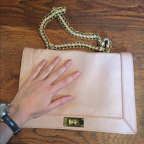 Clutch - Picture 2 of 4