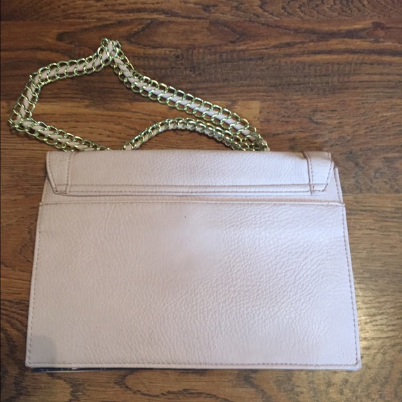 Clutch - Picture 4 of 4