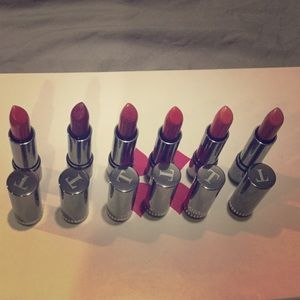 Lot of Tarina Tarantino lipsticks
