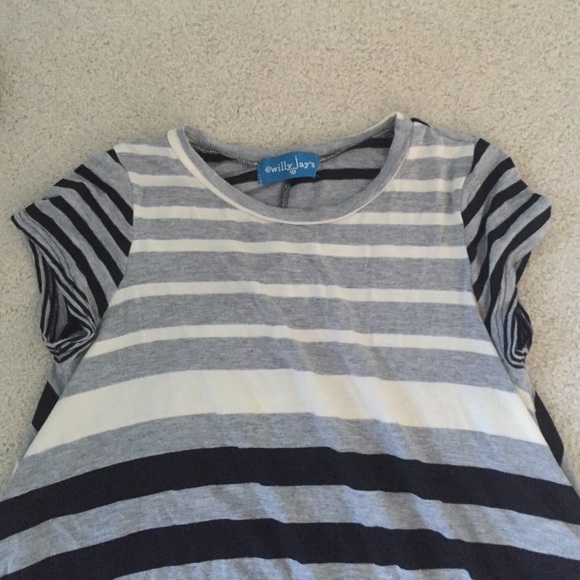 Striped flowy dress - Picture 2 of 4