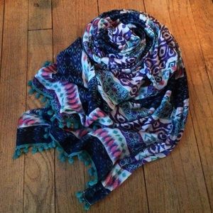 Lightweight scarf