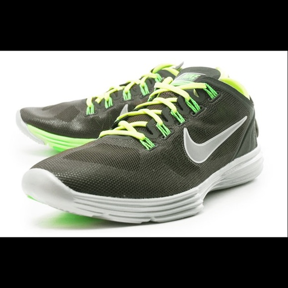Nike lunarhyperworkout XT+ training sneakers