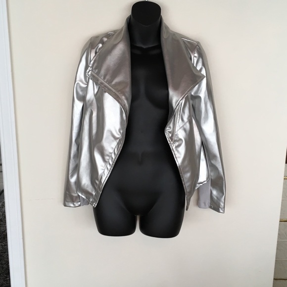 Silver jacket - Picture 2 of 4