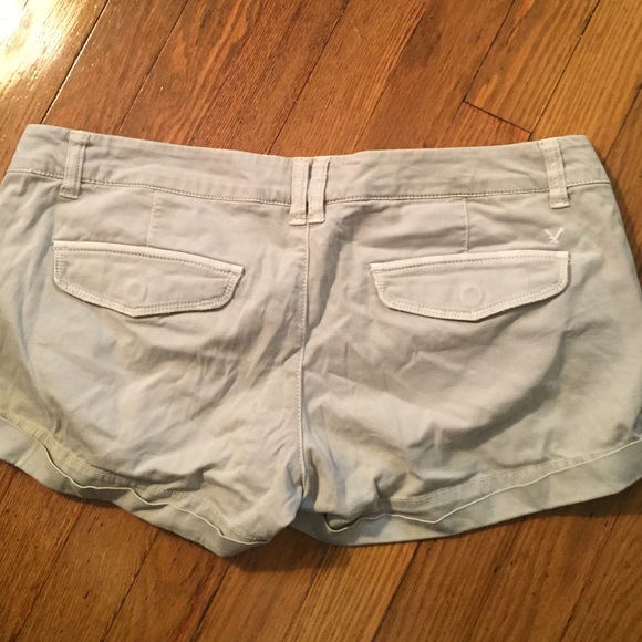 American Eagle Tan Shorts - Picture 4 of 4