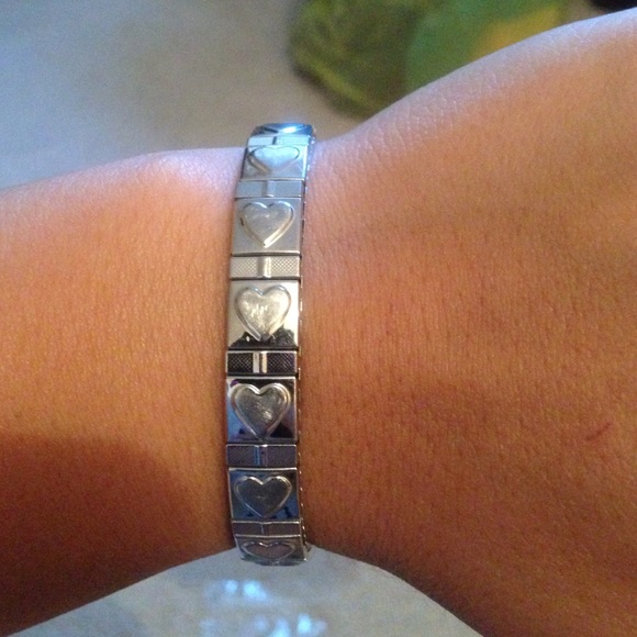Sterling silver heart bracelet