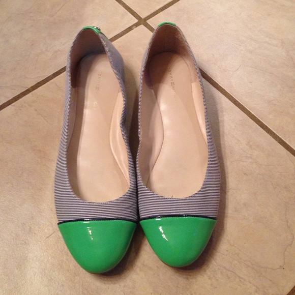 Tommy Hilfiger seersucker flats