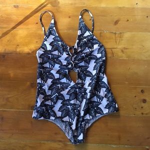 Acacia Kokomo one piece in black elephant