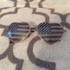 America Heart Sunglasses