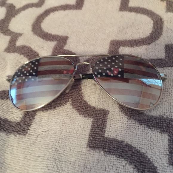 America Aviator Sunglasses