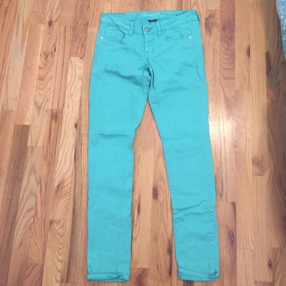 Turquoise American eagle skinny jeans