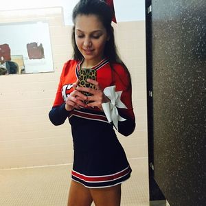 Meet your Posher, Aly