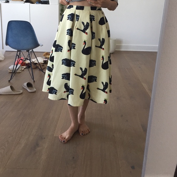 Black swan skirt