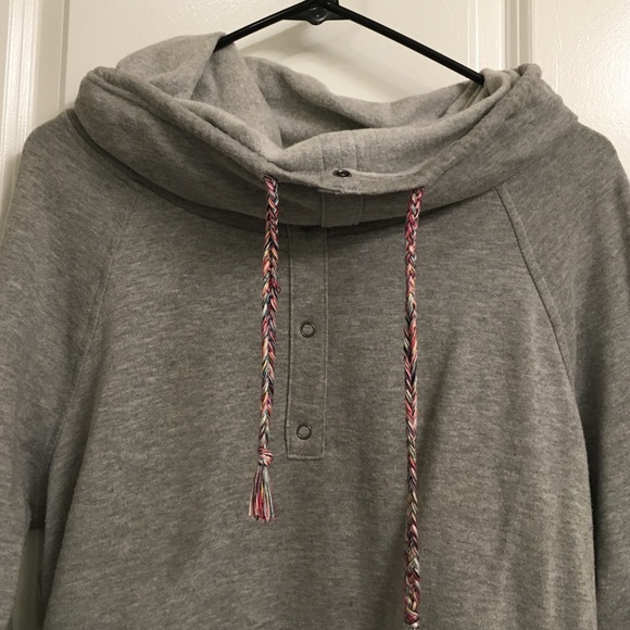 Roxy gathered neck sweatshirt - SO comfy!