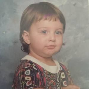 Meet your Posher, Elise