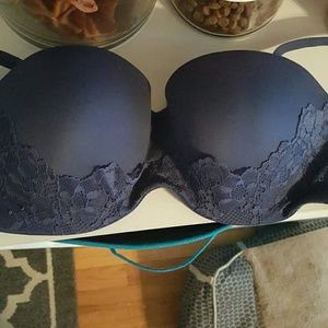 Victorias secret bra with option strapless