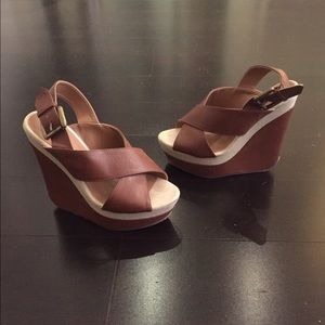 Michael Antonio Goines Wedge Sandal sz5.5