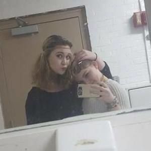 Meet your Posher, Ana