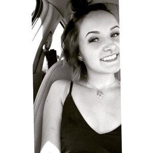 Meet your Posher, Savannah