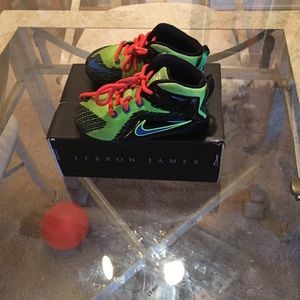 Boys Lebron XII(TD) SOLD ON MERCARI