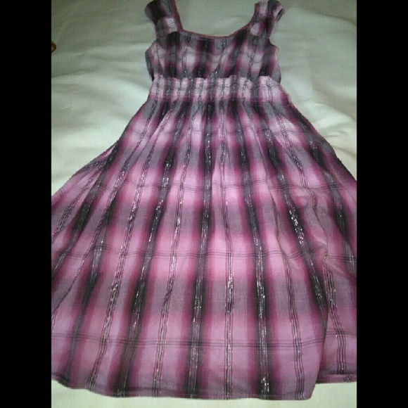 Dress - Picture 2 of 3