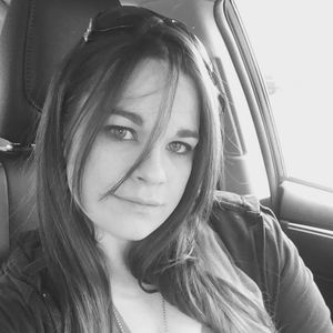 Meet your Posher, Samanthia