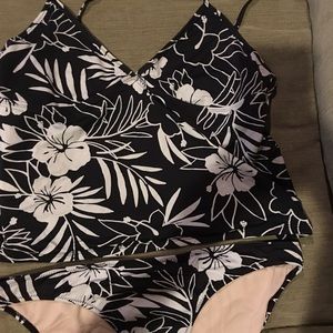 Old Navy Tankini Swimsuit set